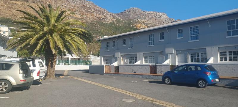 2 Bedroom Property for Sale in Lakeside Western Cape
